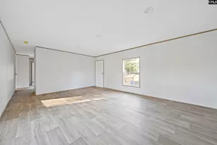 88 Lady Ashley Dr, Saint Matthews, SC 29135 - Photo 9