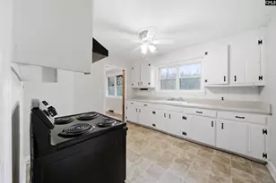 586 Rainbow Cir, West Columbia, SC 29170 - Photo 7