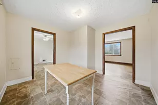 586 Rainbow Cir, West Columbia, SC 29170 - Photo 9