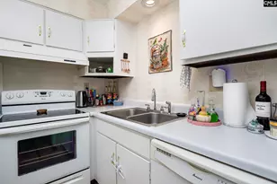 1825 Saint Julian Pl 12G, Columbia, SC 29204 - Photo 13