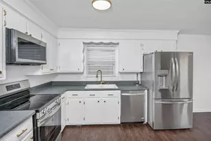 9829 Highgate Rd, Columbia, SC 29223 - Photo 7