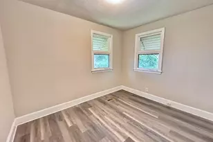 3611 Hydrangea St, Columbia, SC 29205 - Photo 11