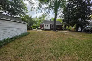 716 B Ave, West Columbia, SC 29169 - Photo 17