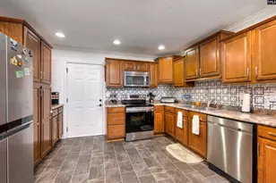 328 Stuckey St, Sumter, SC 29150 - Photo 21