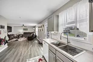 727 AppleGate Ln, Columbia, SC 29209 - Photo 15