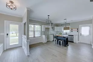 1820 Hallman St, West Columbia, SC 29169 - Photo 7