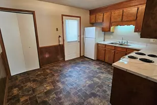 3904 Persimmon St, Columbia, SC 29205 - Photo 5