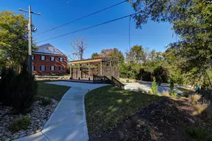 816 Shull St, West Columbia, SC 29169 - Photo 7