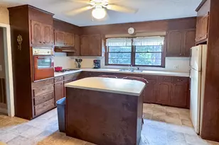 111 Saluda Shores Cir, Leesville, SC 29070 - Photo 5