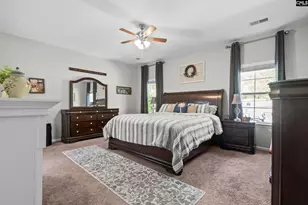 566 Esaw, Elgin, SC 29045 - Photo 17