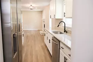 3345 Hill Springs Dr, Lexington, SC 29073 - Photo 5