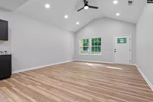 211 Payton Pl, Columbia, SC 29203 - Photo 7