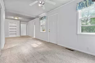 1612 Decree Ave, West Columbia, SC 29169 - Photo 5