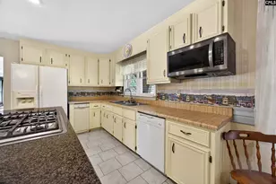 1802 Pine St, West Columbia, SC 29170 - Photo 23