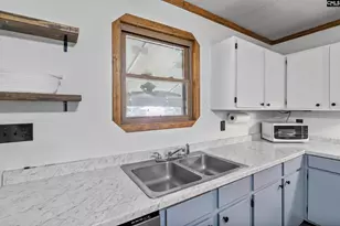 104 Field Mt Rd, Hopkins, SC 29061 - Photo 9