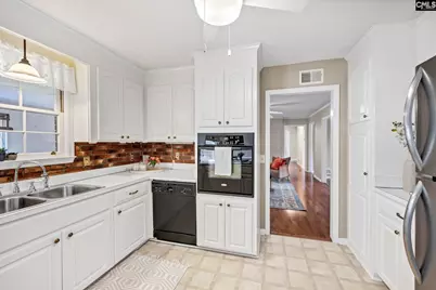 7604 Charles Ferry Drive, Columbia, SC 29209 - Photo 15