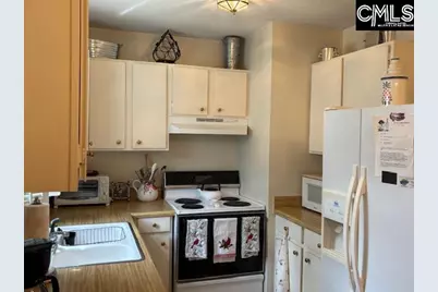 5516 Lakeshore Drive 310, Columbia, SC 29205 - Photo 11