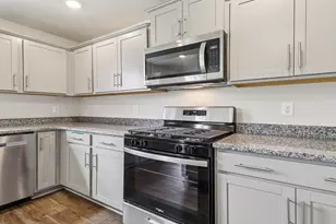 579 Edgetree Dr, Hopkins, SC 29061 - Photo 7