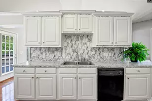 81 Belmont Dr, Camden, SC 29020 - Photo 13