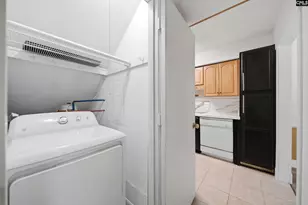 404 Wimbledon Ct, Columbia, SC 29210 - Photo 9