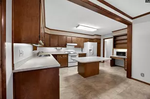 4709 Crystal Dr, Columbia, SC 29206 - Photo 9