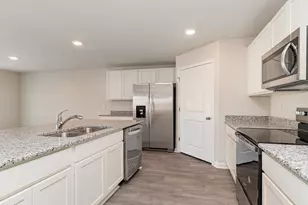 100 Horatio Ln, Lugoff, SC 29078 - Photo 5