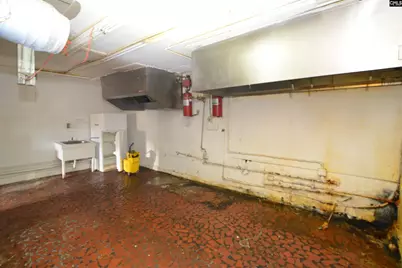 129 E Dekalb Street, Camden, SC 29020 - Photo 9