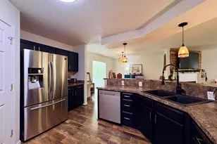 201 Cedar Branch Ct, Gilbert, SC 29054 - Photo 11