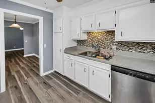 1717 Lacy St, West Columbia, SC 29189 - Photo 1