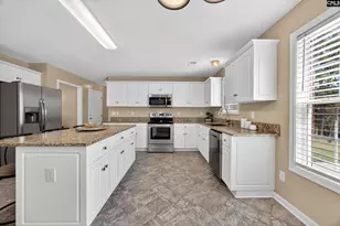 121 Grandview Cir, Columbia, SC 29229 - Photo 9