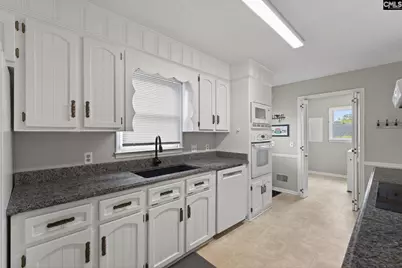 205 Tamwood Circle, Cayce, SC 29033 - Photo 5