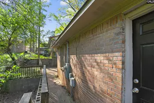 137 Green Tree Dr, Columbia, SC 29203 - Photo 3
