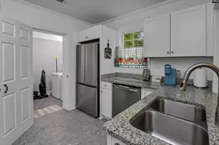 1020 Naples Ave, Cayce, SC 29033 - Photo 21