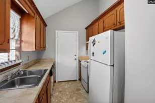 105 Field Pine Ave, Hopkins, SC 29061 - Photo 15