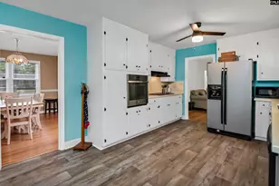 911 Fairwood Dr, Columbia, SC 29209 - Photo 3