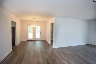 1811 Hobkirk Ct, Camden, SC 29020 - Photo 15