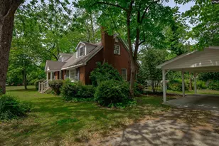 331 Bond St, Batesburg, SC 29006 - Photo 7