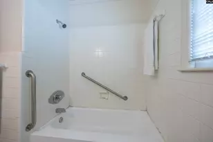 331 Bond St, Batesburg, SC 29006 - Photo 35