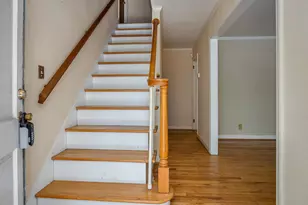 331 Bond St, Batesburg, SC 29006 - Photo 9