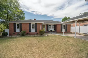 1605 B Ave, West Columbia, SC 29169 - Photo 1