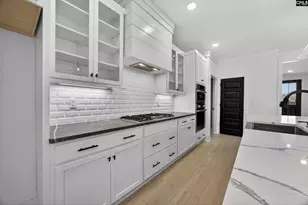 2040 Shallow Blf Ct, Lexington, SC 29072 - Photo 9