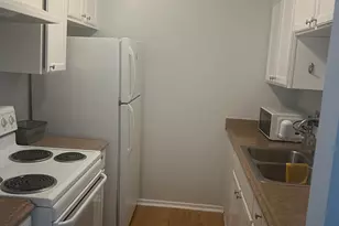 1208 Bush River Road G8, Columbia, SC 29210 - Photo 3