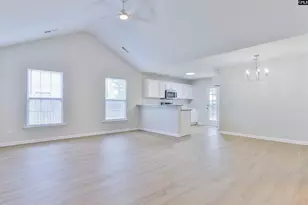 316 Keystone Dr, Hopkins, SC 29061 - Photo 5