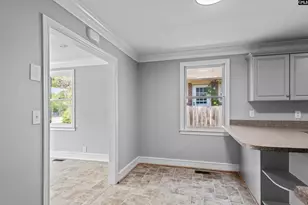 1430 Dahlia Rd, Columbia, SC 29205 - Photo 13