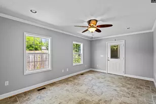 1430 Dahlia Rd, Columbia, SC 29205 - Photo 15