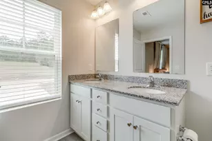 1623 Green Branch Cir, Lugoff, SC 29078 - Photo 23