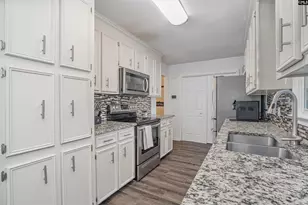 300 Rollingwood Dr, Lexington, SC 29072 - Photo 13