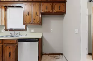 237 Charlwood Rd, Irmo, SC 29063 - Photo 15