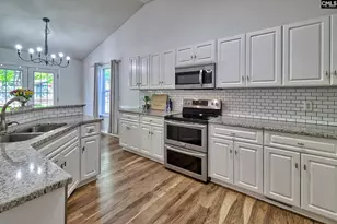 613 Guildbrook Dr, Lexington, SC 29072 - Photo 5
