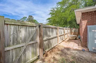 1613 Holland St, West Columbia, SC 29169 - Photo 33